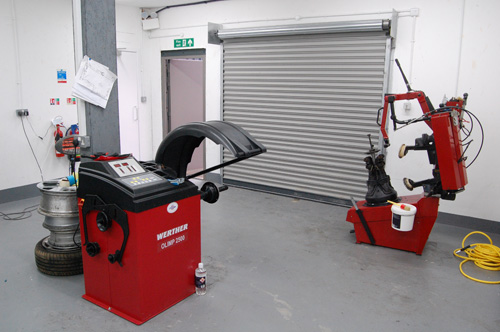 Alloy Wheel Straighteners and Refurbishers